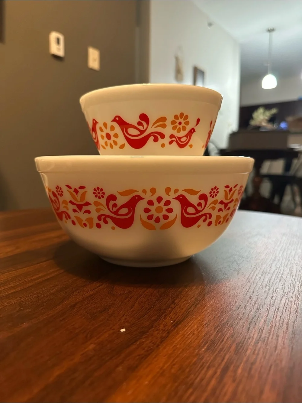 Rare Vintage Pyrex Friendship Nesting Mixing Bowl Set Of 2
